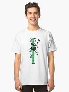 Panda bear climbing bamboo Classic T-Shirt