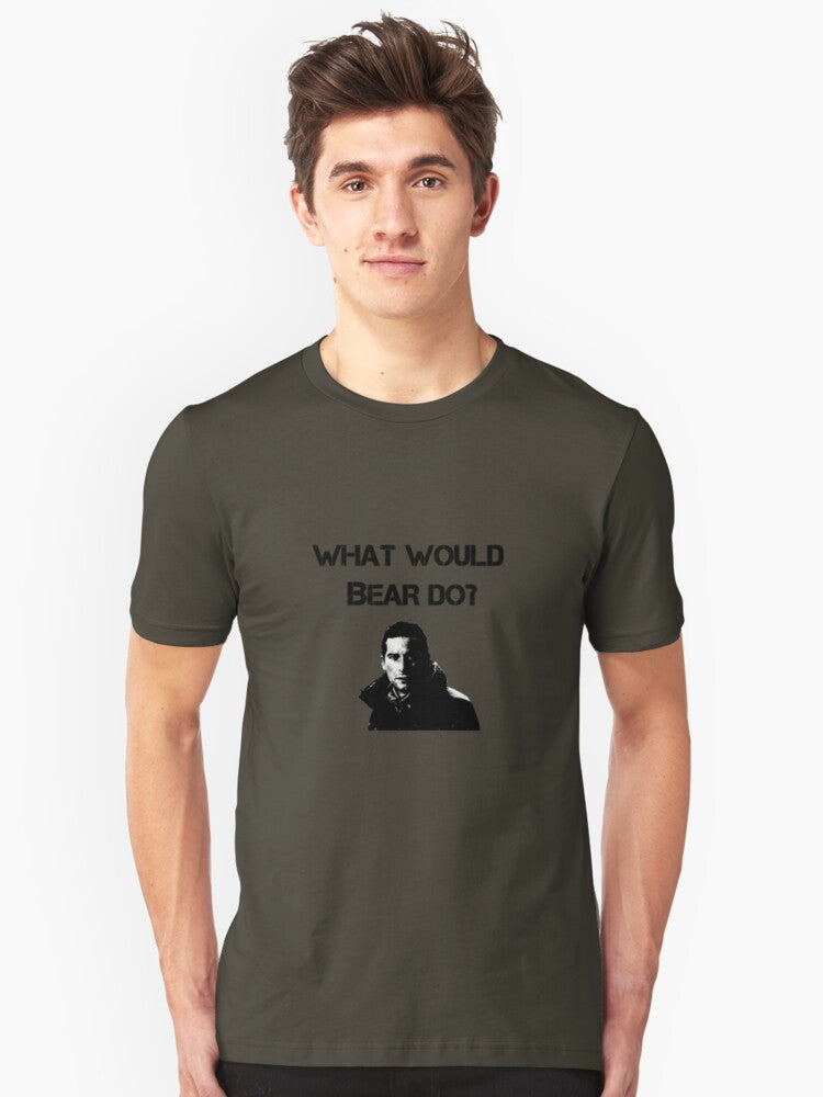 What would Bear do? Slim Fit T-Shirt